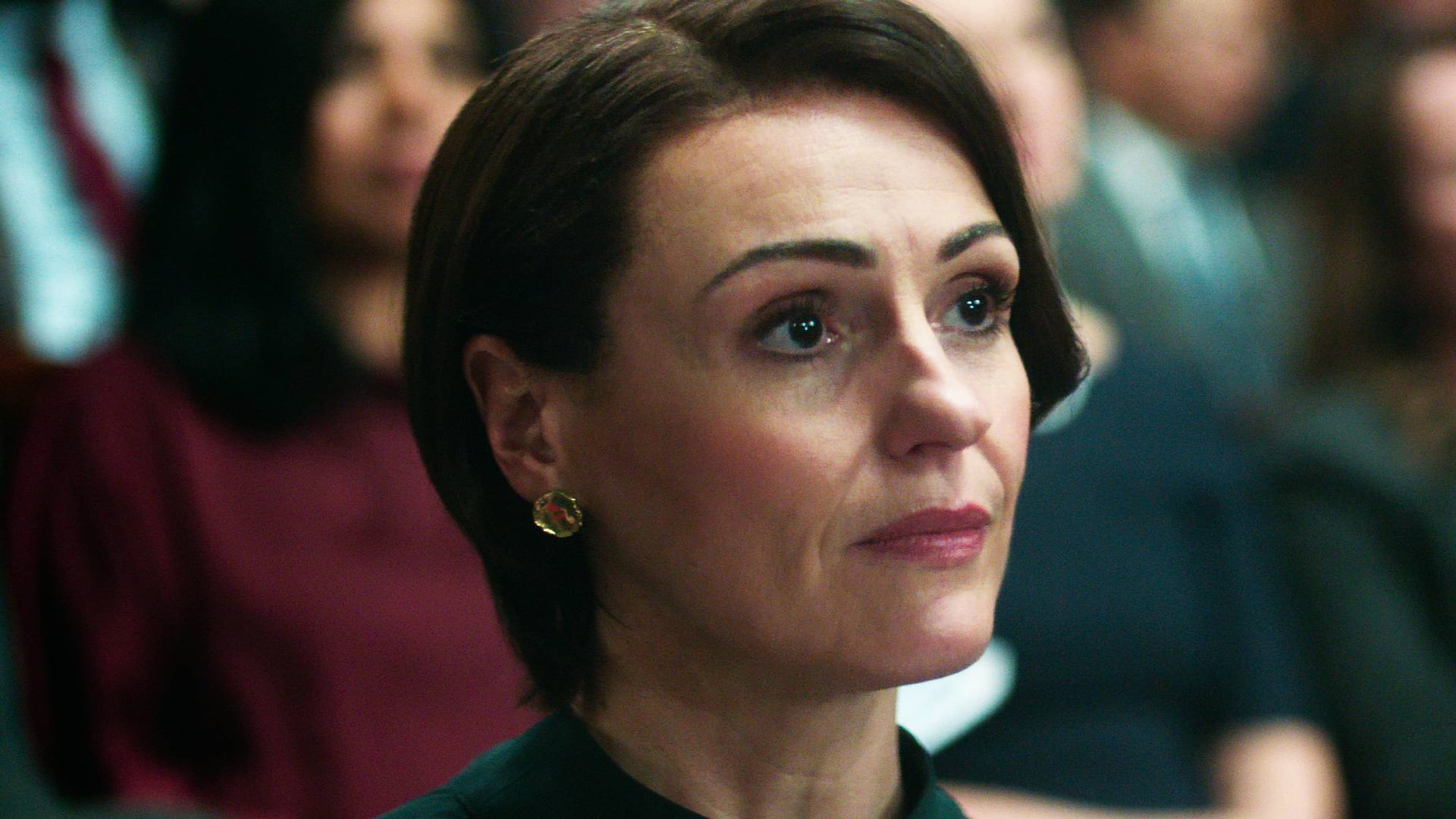 Netflix's Sizzling New Thriller: "Hostage" Takes Center Stage